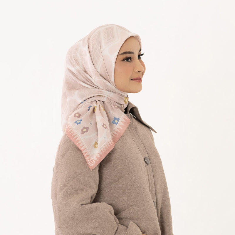 Deenay Hijab Megan Series
