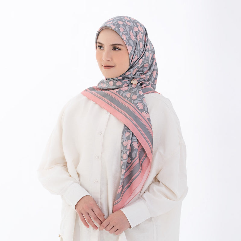 Deenay Hijab Sachi Series