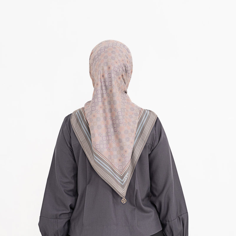 HIJAB DEENAY ESTELLE SERIES