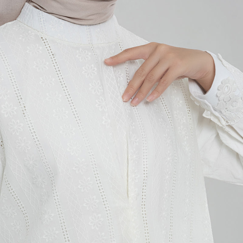 Deenay White Series Pleated Blouses