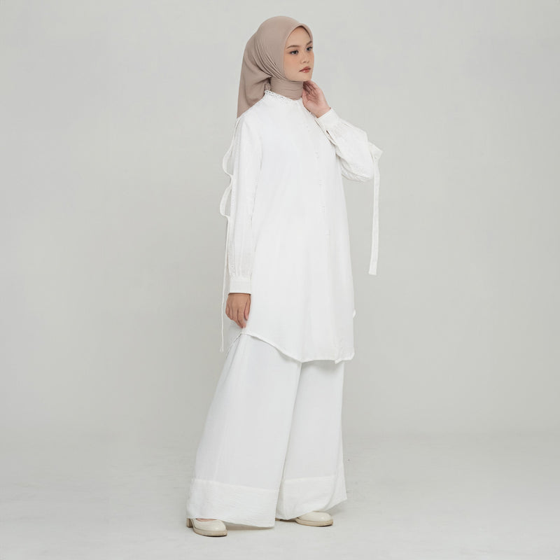 Deenay White Series Tunic