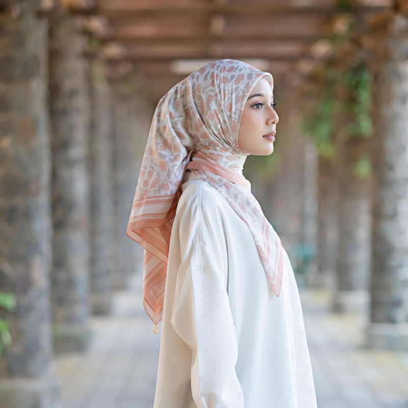 Deenay Hijab Sachi Series