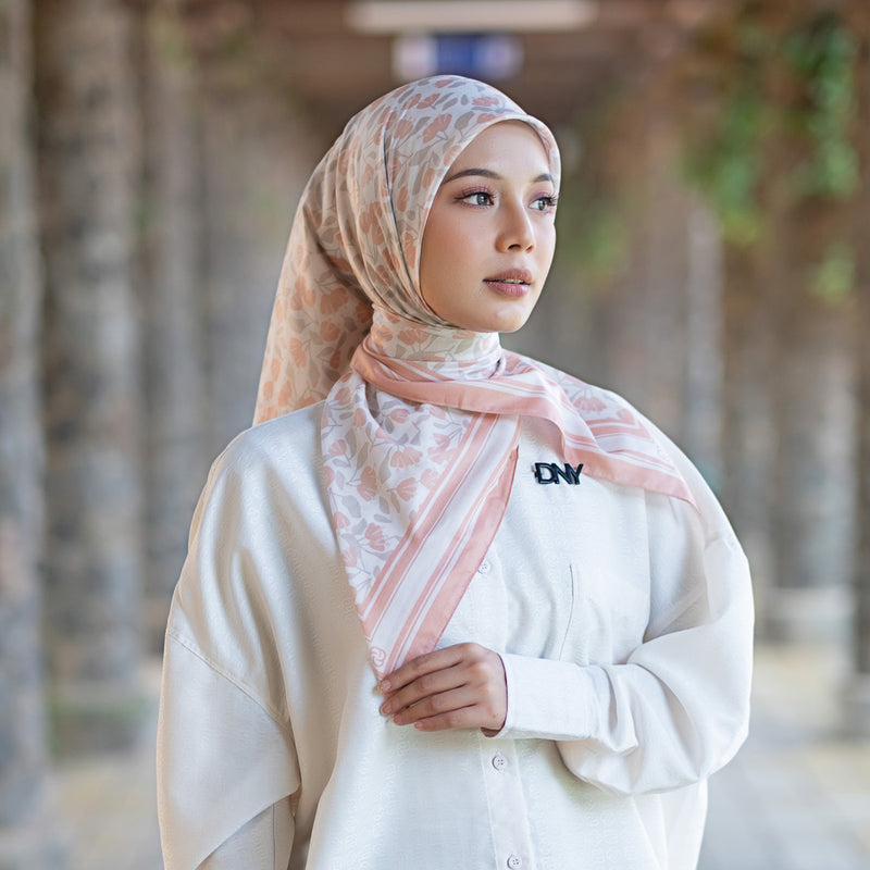 Deenay Hijab Sachi Series