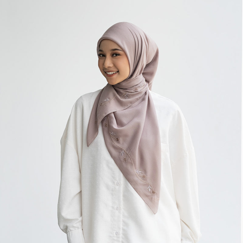 HIJAB POLOS DEENAY SERUNI SERIES