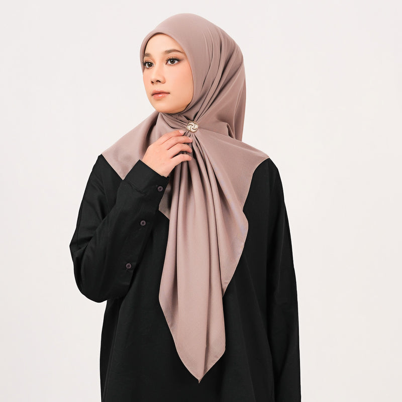 Hijab Polos Segi Empat Deenay Jasmine Series