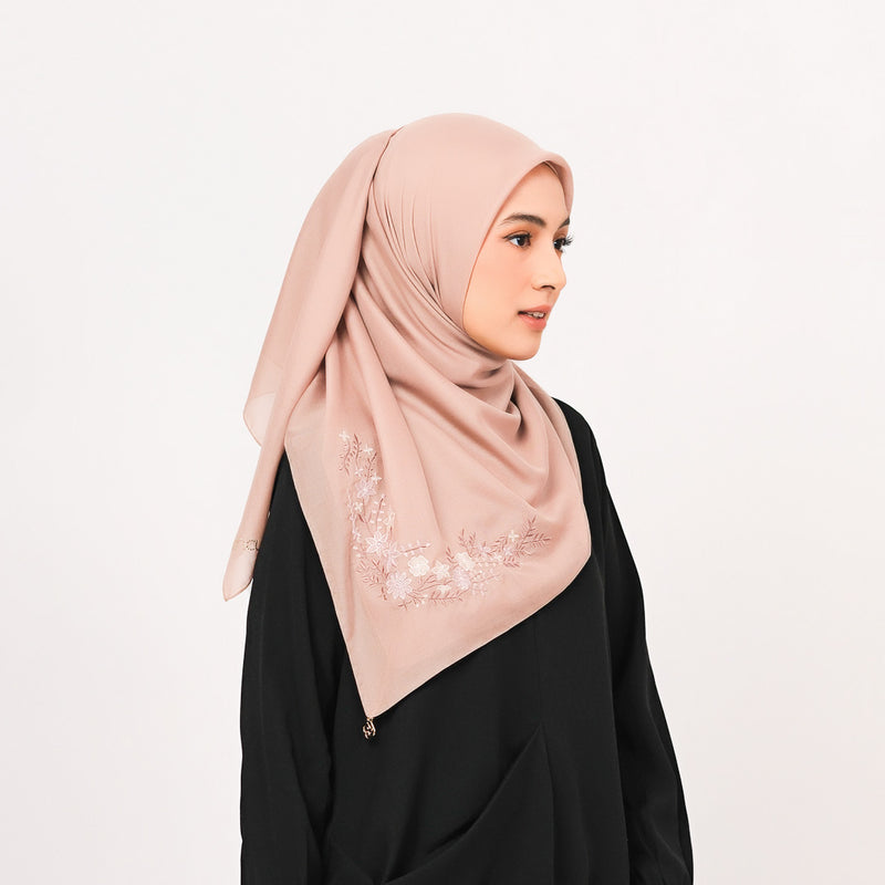 Hijab Polos Segi Empat Deenay Jasmine Series