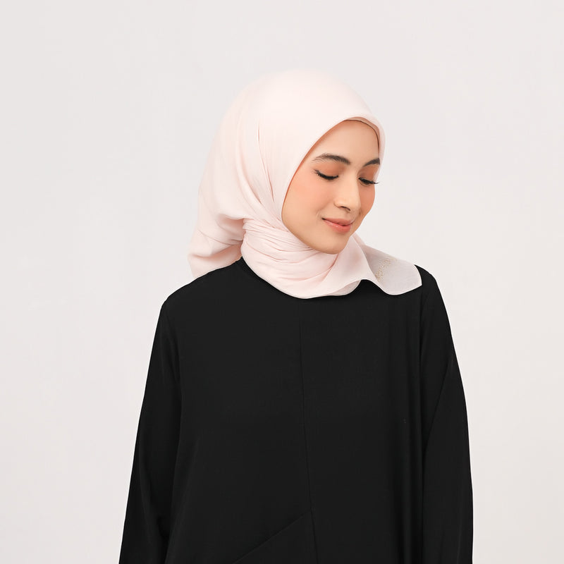 Hijab Polos Segi Empat Deenay Jasmine Series