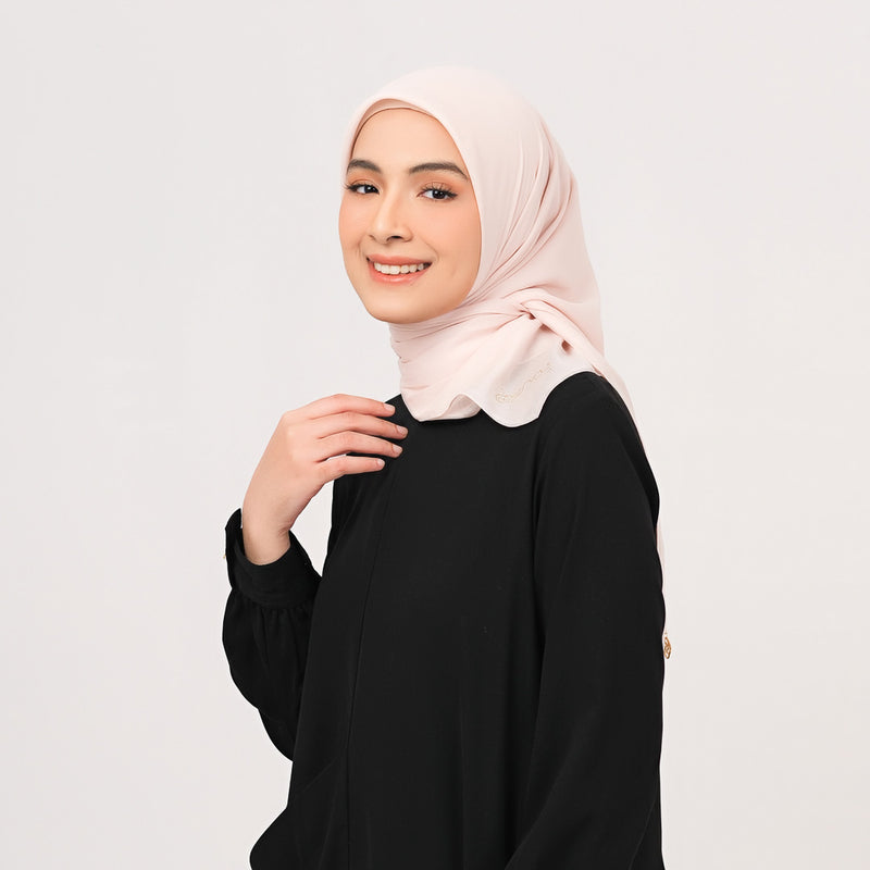 Hijab Polos Segi Empat Deenay Jasmine Series