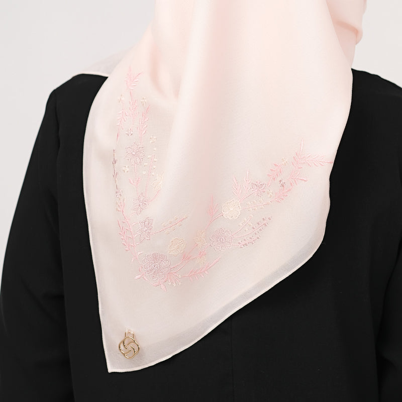 Hijab Polos Segi Empat Deenay Jasmine Series