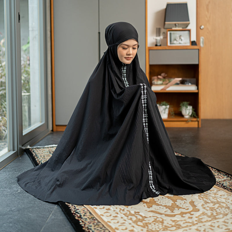 DEENAY NAURA TRAVEL PRAYER ROBE