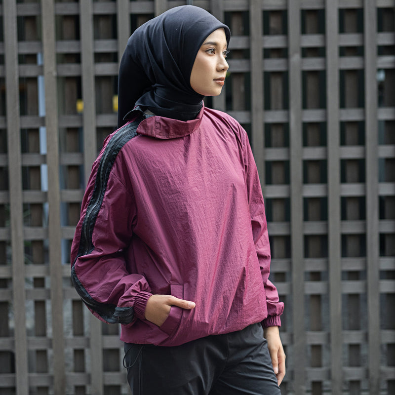 Jaket Olahraga Wanita Deenay Nour Tracker Series