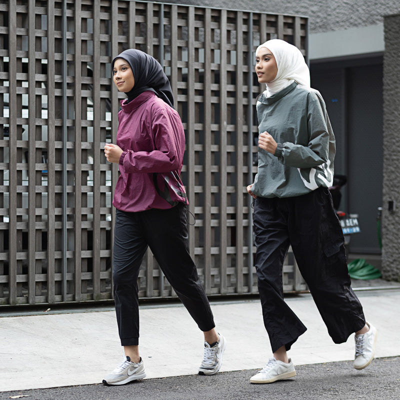 Jaket Olahraga Wanita Deenay Nour Tracker Series