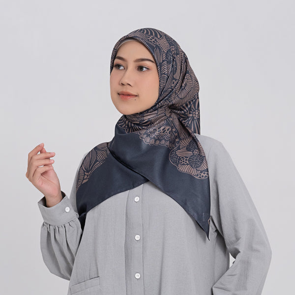 Hijab Motif Segi Empat Deenay Alara Series