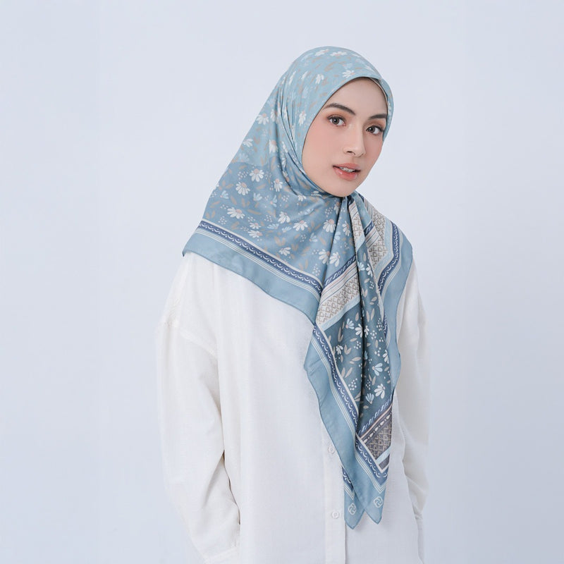 HIJAB MOTIF DEENAY DAISY SERIES