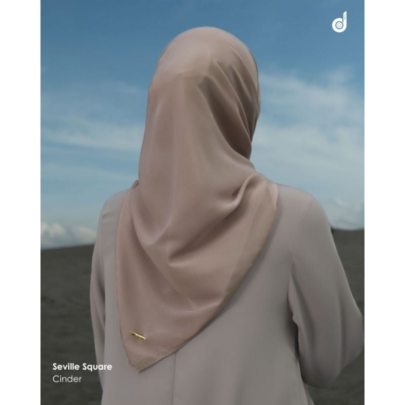 HIJAB POLOS SEGI EMPAT DENAY SEVILLE SERIES