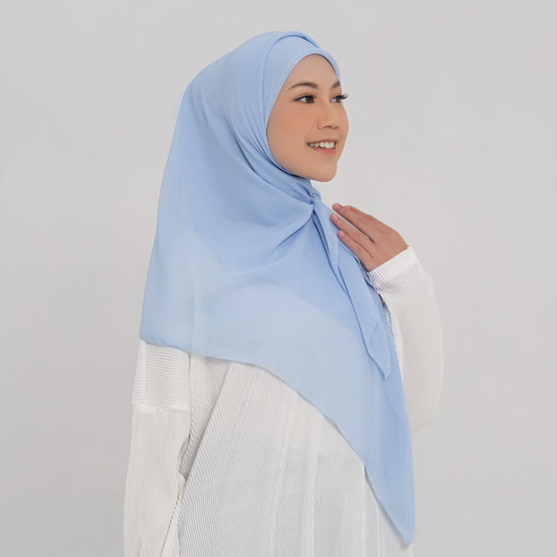 HIJAB POLOS SEGI EMPAT DENAY SEVILLE SERIES