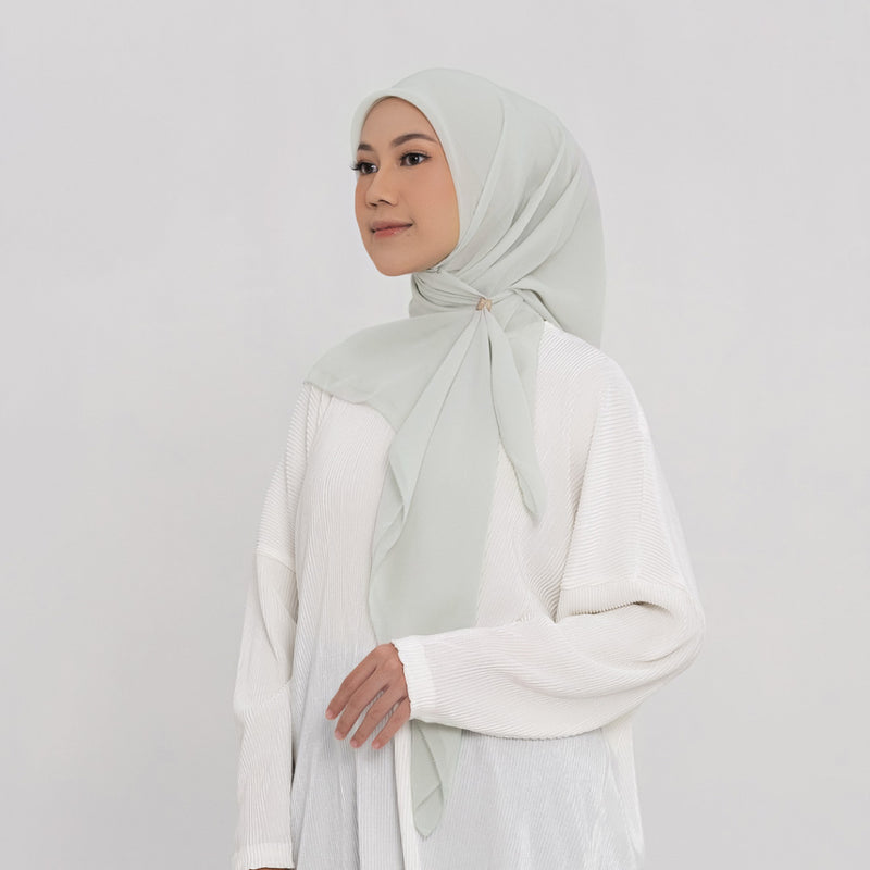 HIJAB POLOS SEGI EMPAT DENAY SEVILLE SERIES